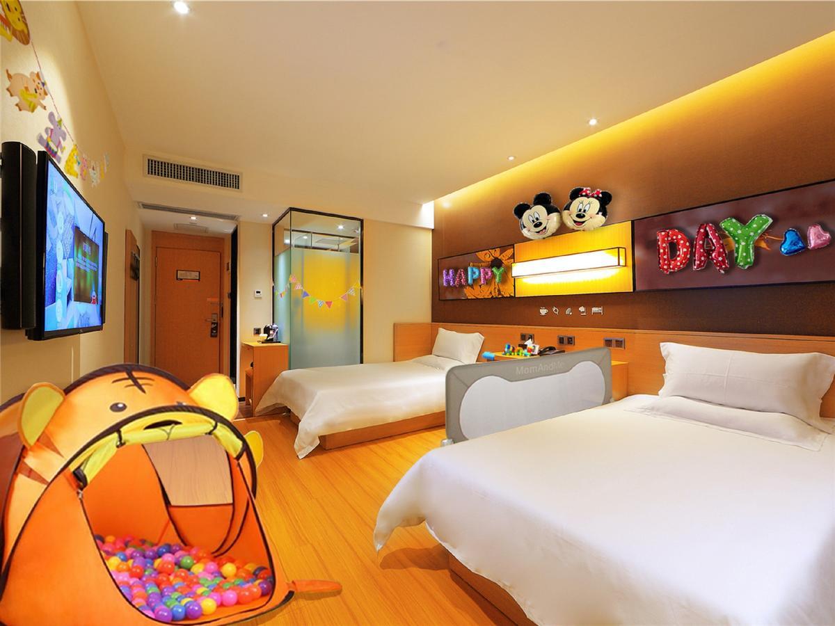 Iu Hotel Shenyang Railway Station Sk Transfer Center Экстерьер фото
